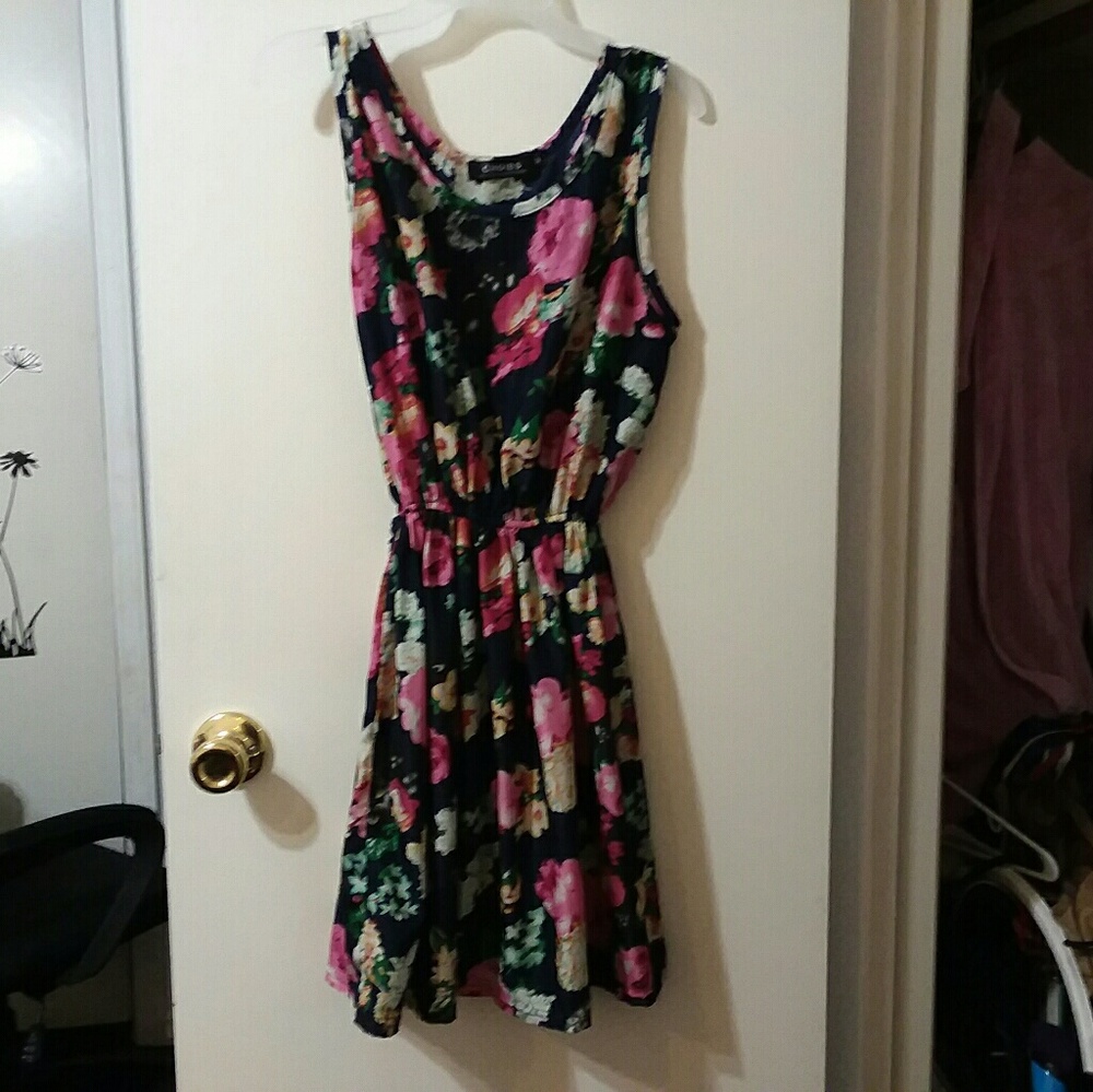 Floral print dress
